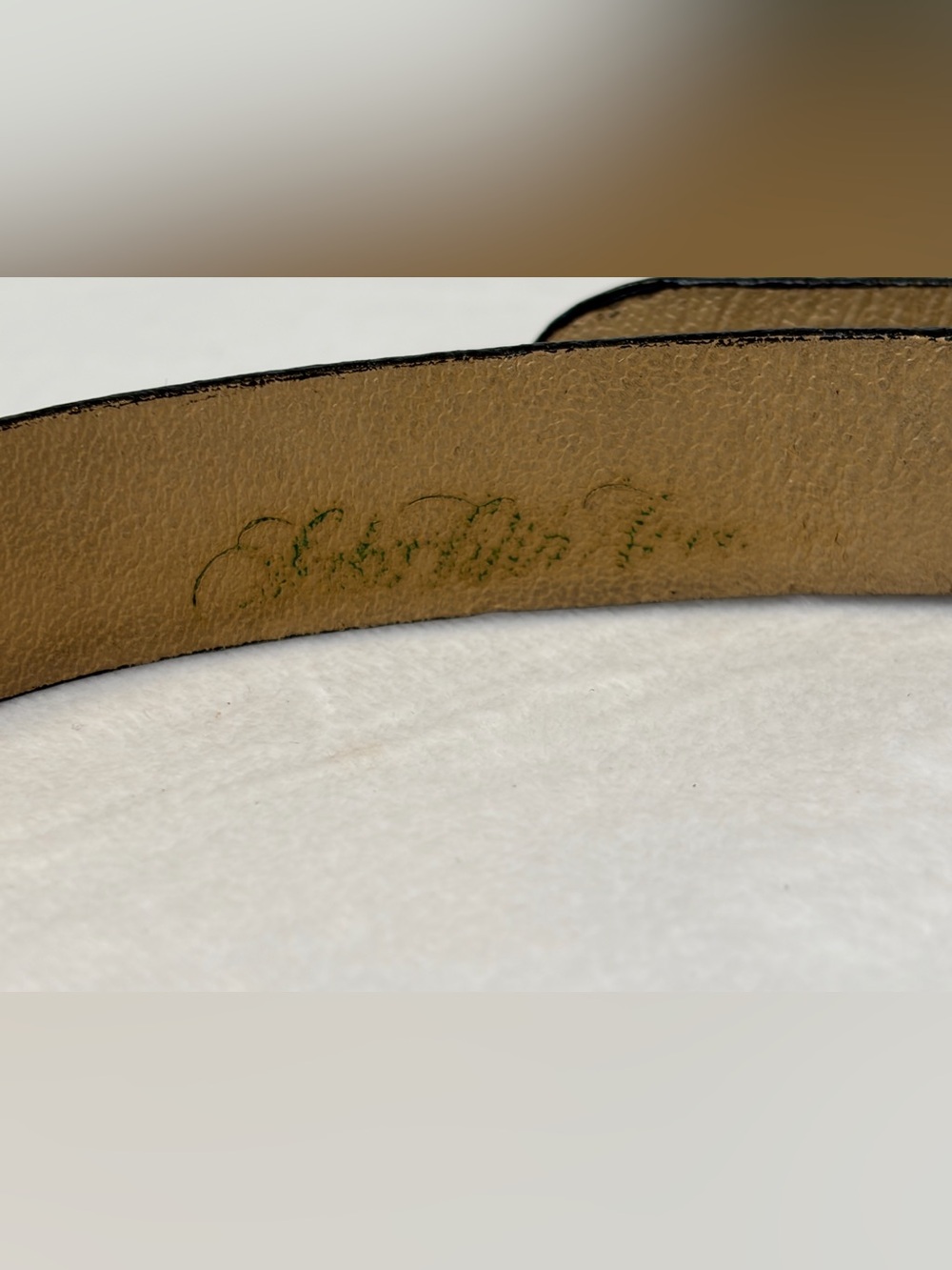 Saks Fifth Avenue Century 80s .75” lizard skin belt, Gold Shell Buckle, 23-29” - Picture 5 of 7